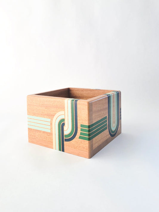 Green Line Square Planter